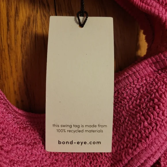 NWT bond-eye Australia Fuchsia Rico Bound Crinkle One Piece Swimsuit Un-Sized - Picture 6 of 7